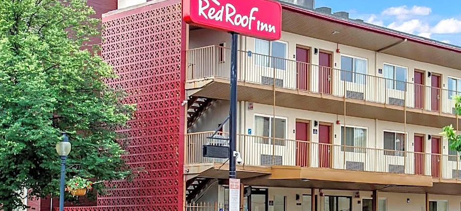 Red Roof Inn York Downtown