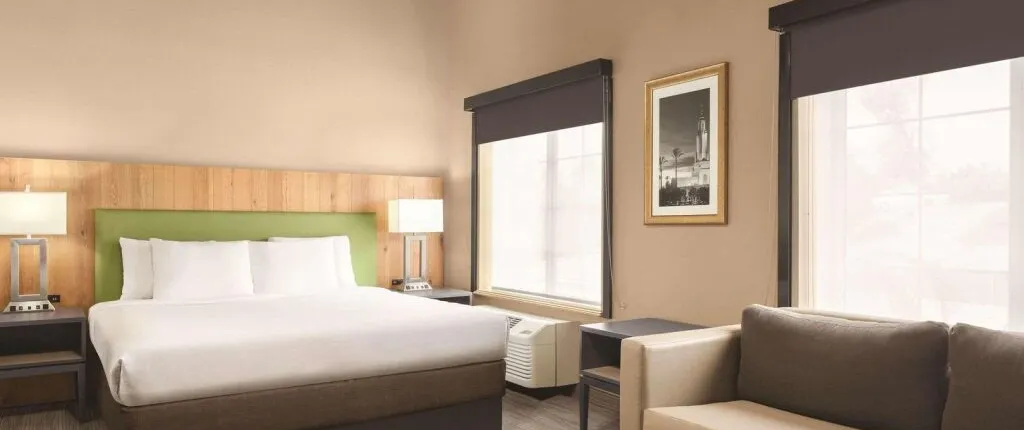 Spark by Hilton Redlands