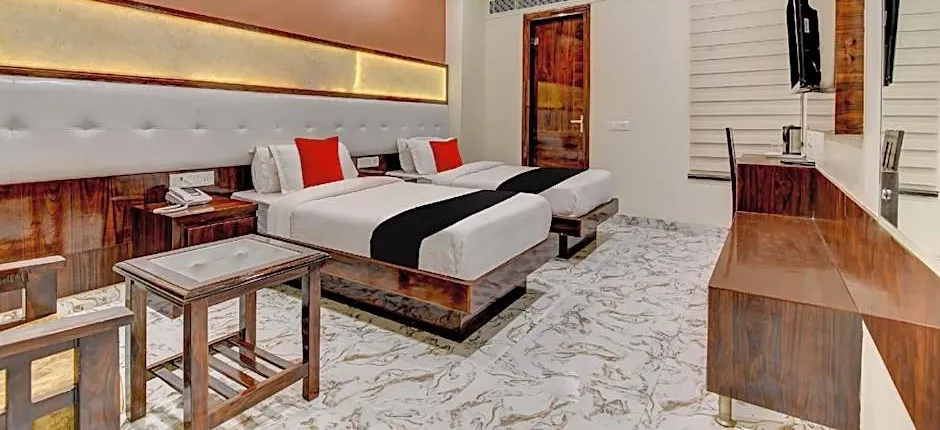 Capital O 43116 Hotel Grand