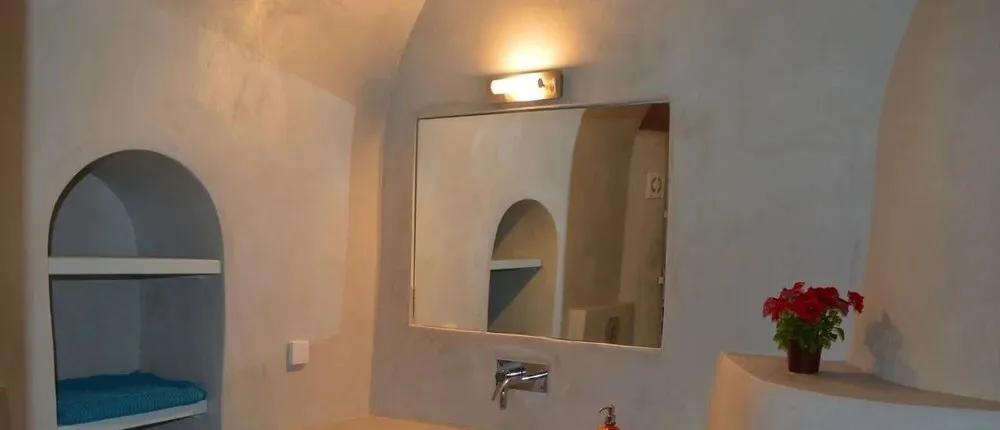 Pyrgos Old winery villa