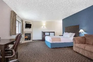 AmericInn Lodge & Suites Green Bay West