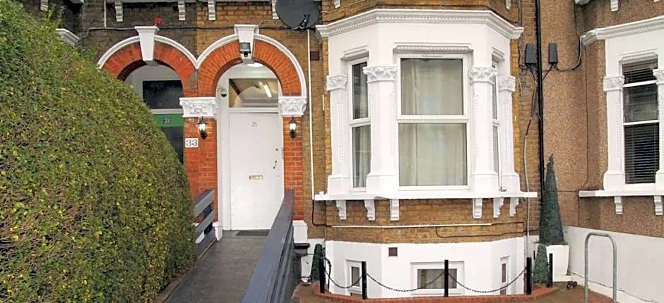 London Olympus Hotel Nirvana