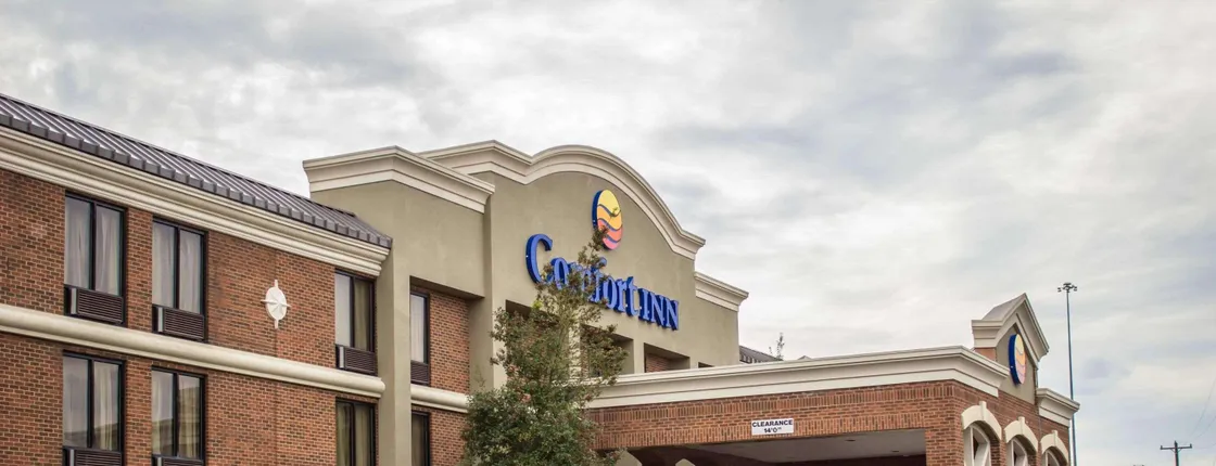 Clarion Pointe