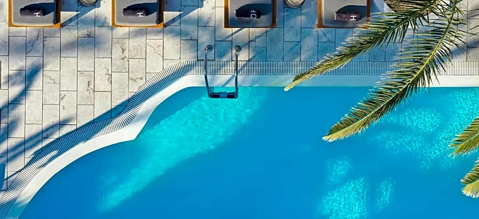 Strogili Hotel - Adults Only