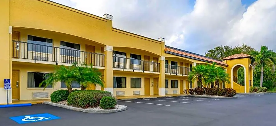 Comfort Inn Sun City Center-Tampa South