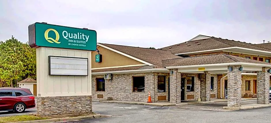 Quality Inn & Suites