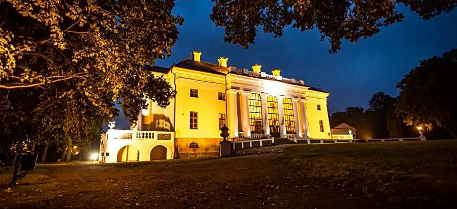 Pakruojis Manor's Palace Boutique Hotel