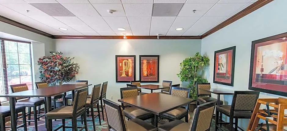 Staybridge Suites Wilmington East By IHG