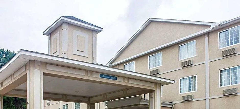 Comfort Inn & Suites