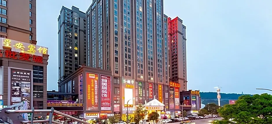Vienna Hotel Guizhou Bijie Chuangmei Century City