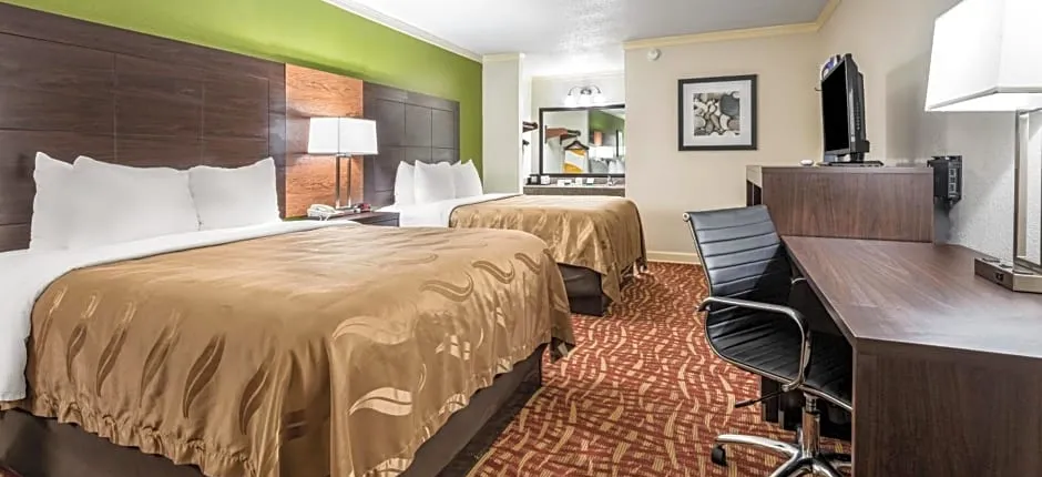 Quality Inn Forrest City I-40