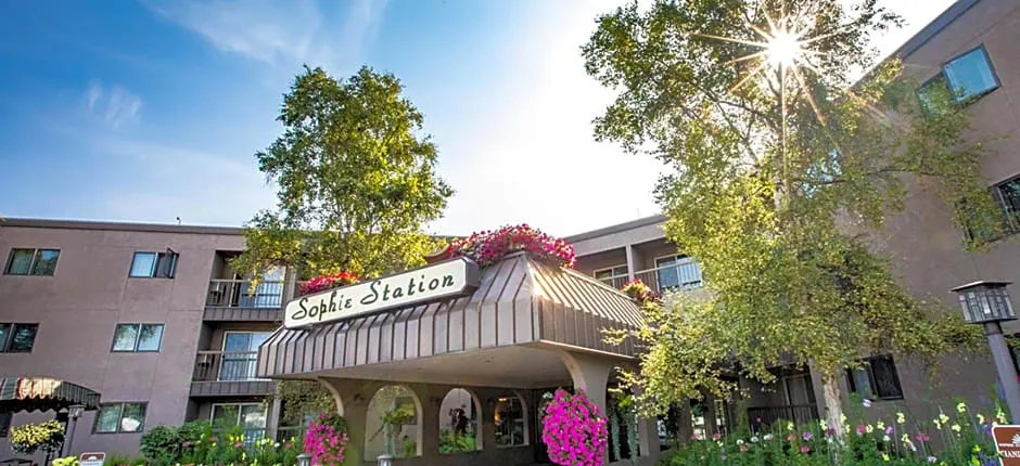 Sophie Station Suites