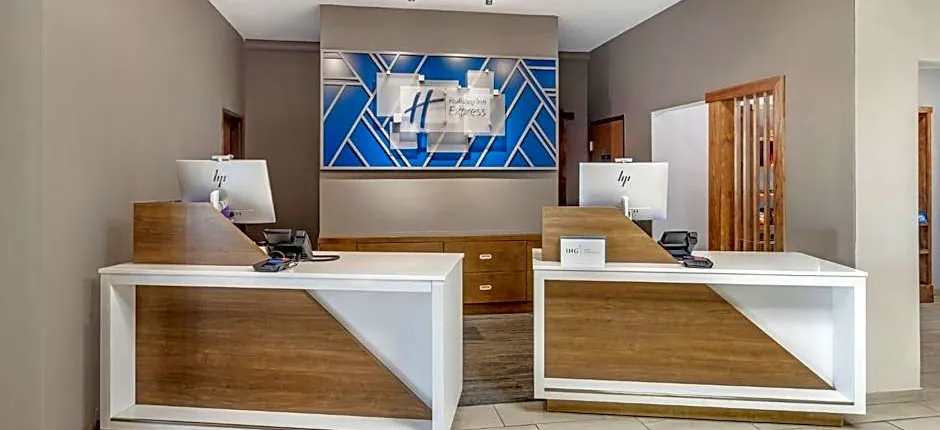 Holiday Inn Express Hotel and Suites Alice By IHG