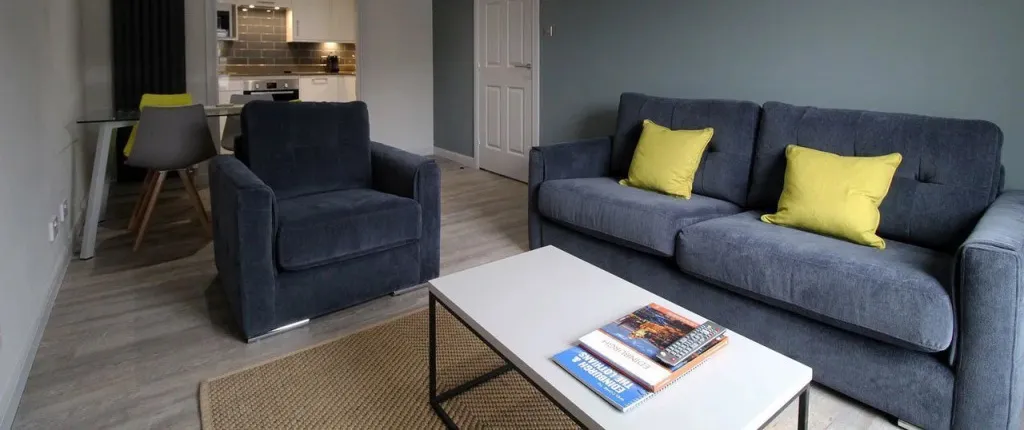 Fountain Court Apartments - Grove Executive