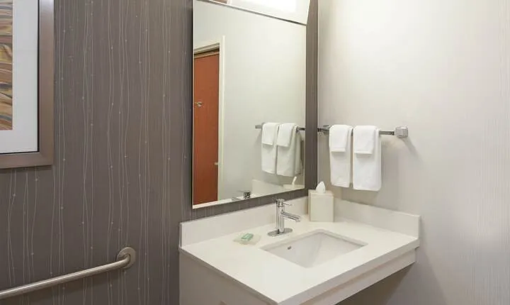 Courtyard Orlando Lake Buena Vista in the Marriott Village