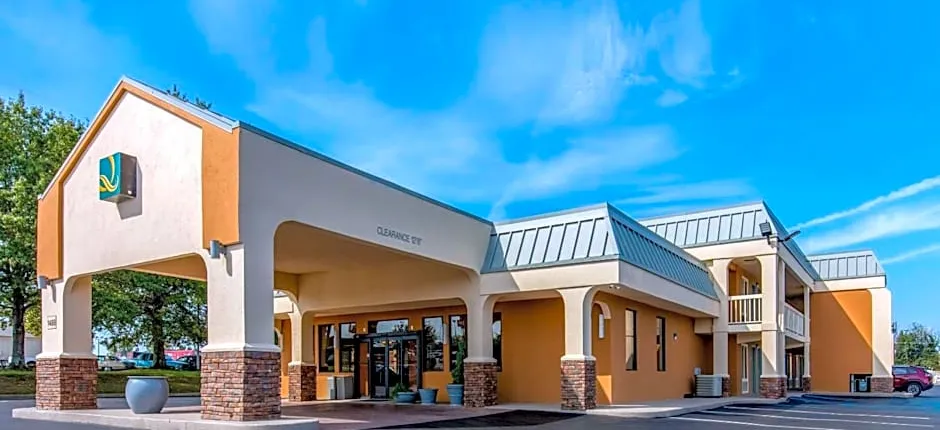 Quality Inn Athens I-65 / Huntsville Area West