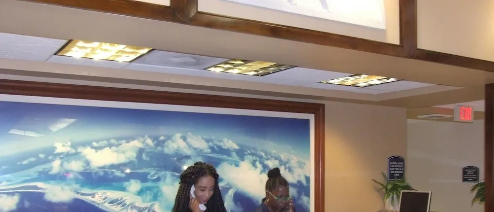 Ocean Breeze Club Hotel