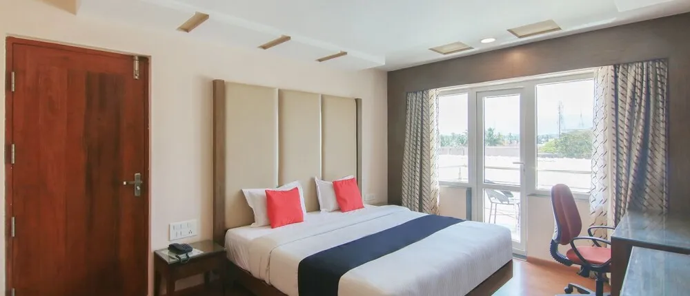 Capital O 30441 Hotel Durgada Siri