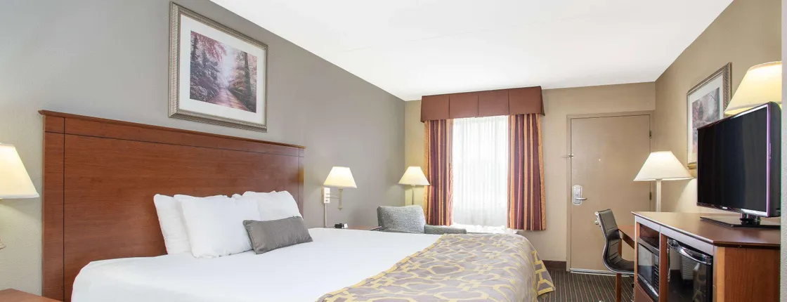 BAYMONT BY WYNDHAM HAYS