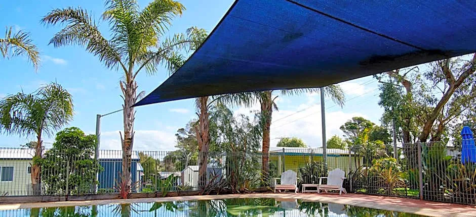 Amaroo Holiday Park