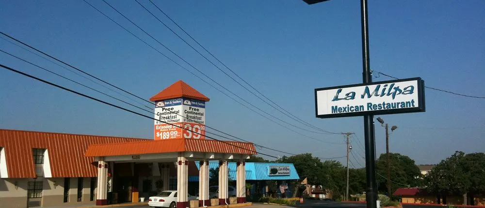 Economy Inn & Suites