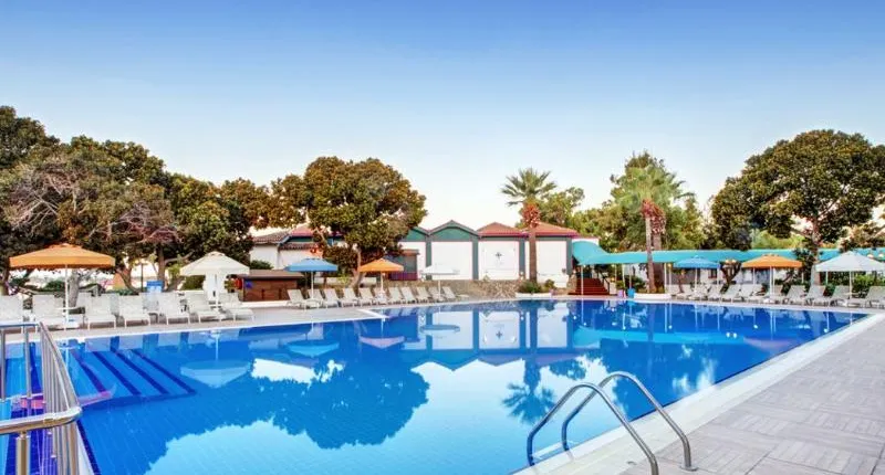 MERIT CYPRUS GARDENS