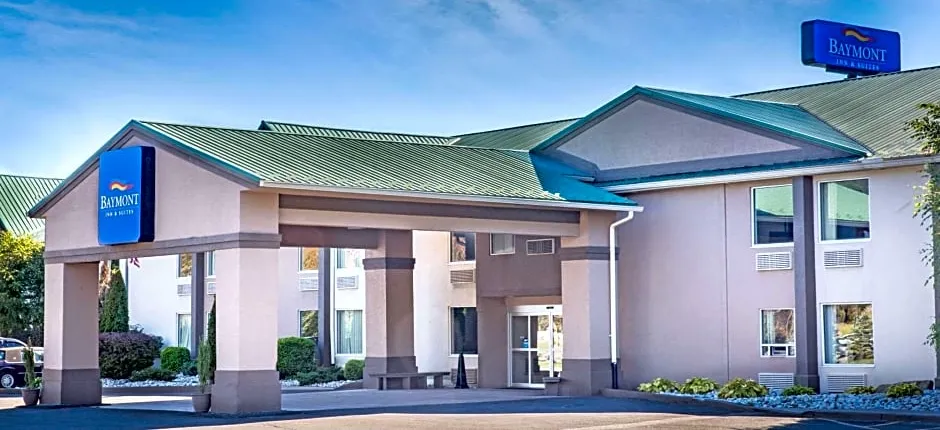 Baymont by Wyndham Bartonsville Poconos