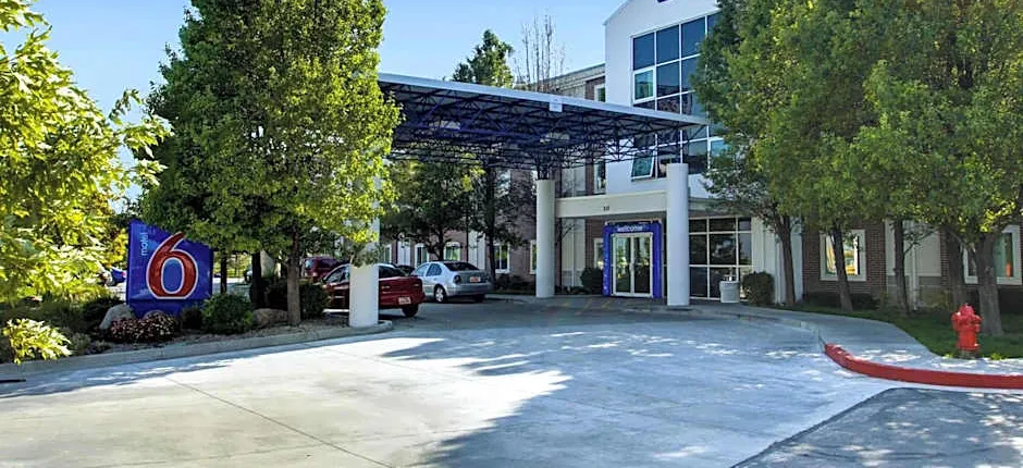 Motel 6 Lehi, UT - Thanksgiving Point