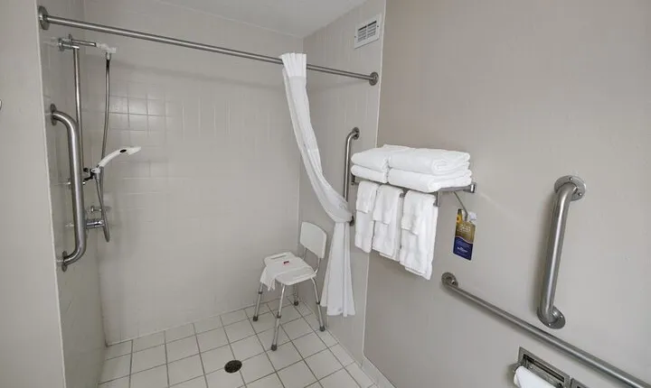 Baymont by Wyndham Albany