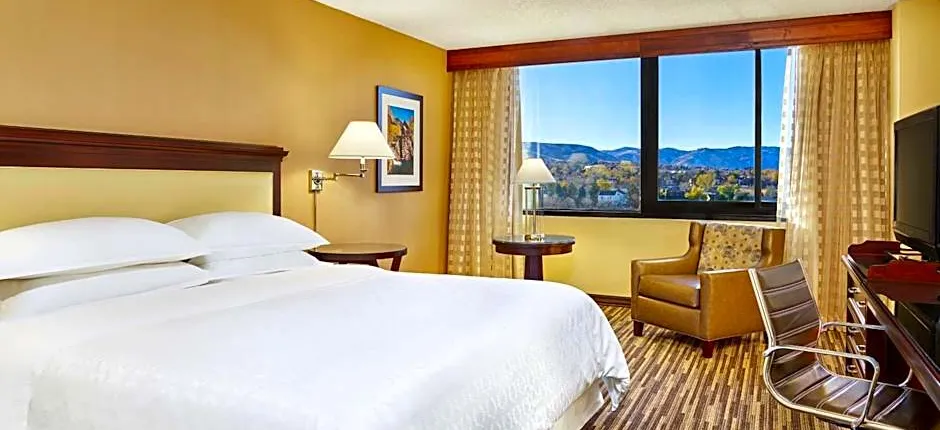 Sheraton Denver West Hotel