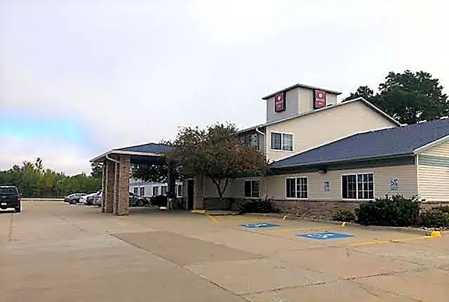 Regency Inn Geneseo IL I-80