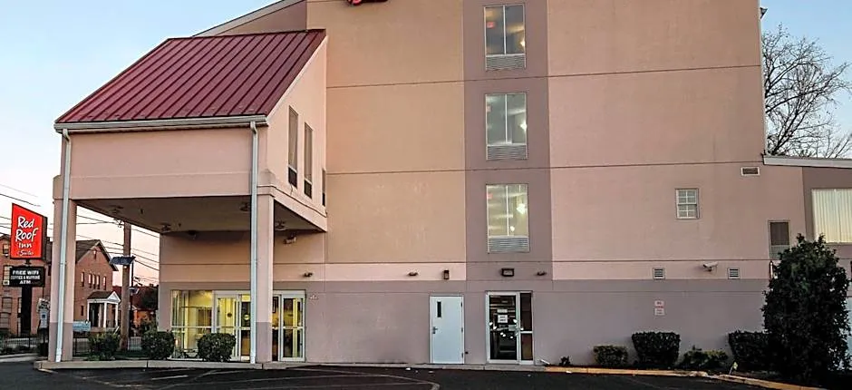 Red Roof Inn & Suites Philadelphia - Bellmawr