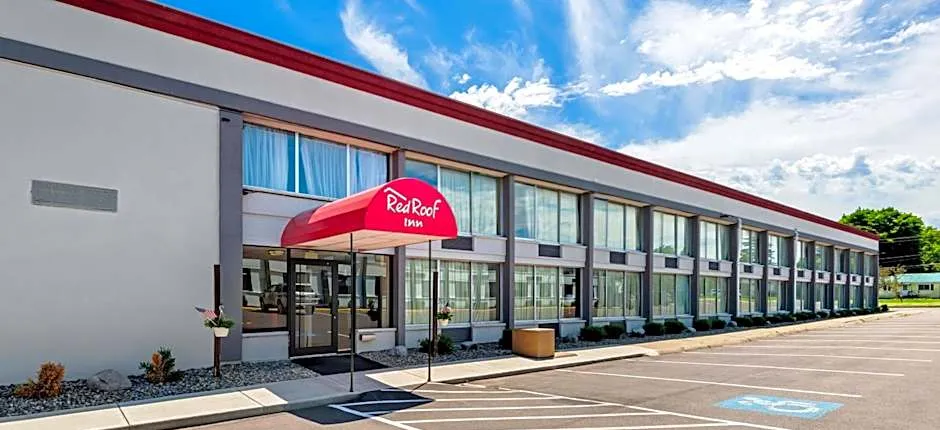 Red Roof Inn Cortland