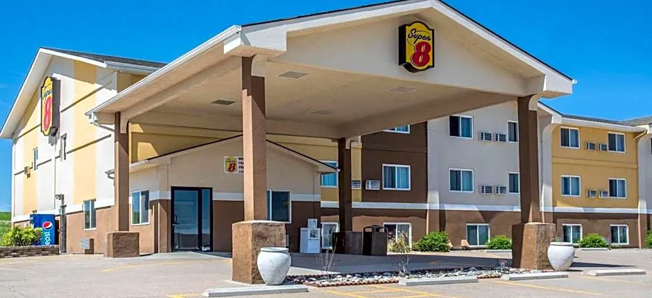 Super 8 by Wyndham Gillette