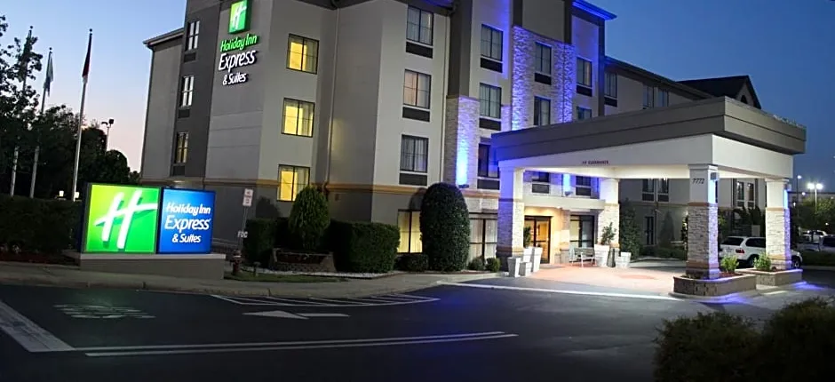 Holiday Inn Express & Suites Charlotte-Concord-I-85 by IHG