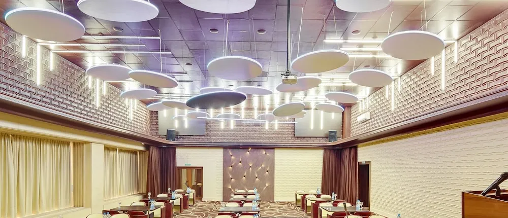Tourist Hotel