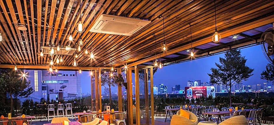 Metro Pratunam Boutique Hotel