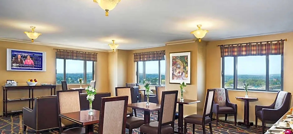 Sheraton Springfield Monarch Place Hotel