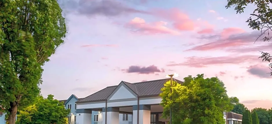 Best Western Hartford Hotel & Suites