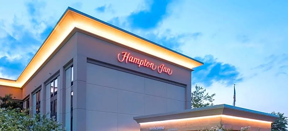 Hampton Inn By Hilton Memphis-Walnut Grove/Baptist Hospital East