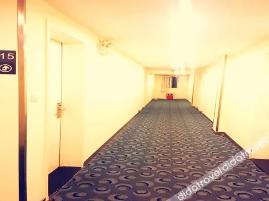 7-day Chain Hotel (Wuhan Hankou Jiangtan Cyberport Branch)