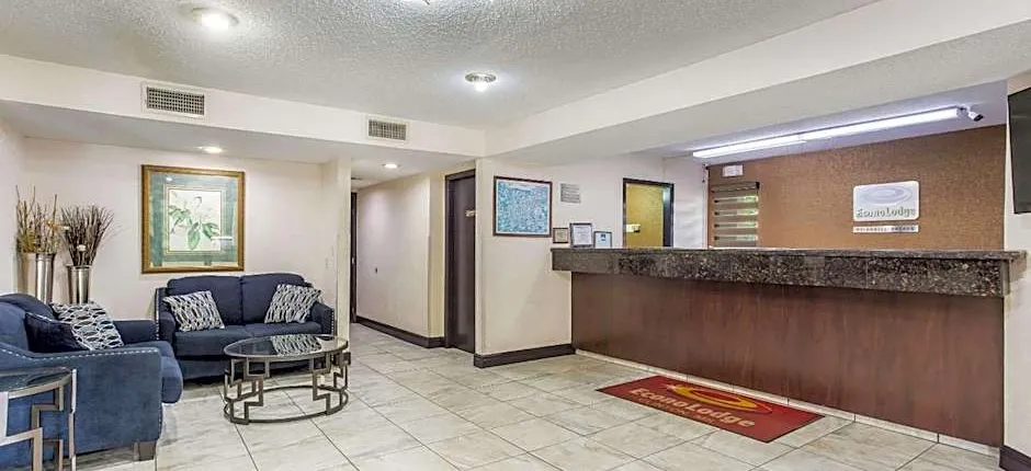 Econo Lodge Clinton - Jackson West