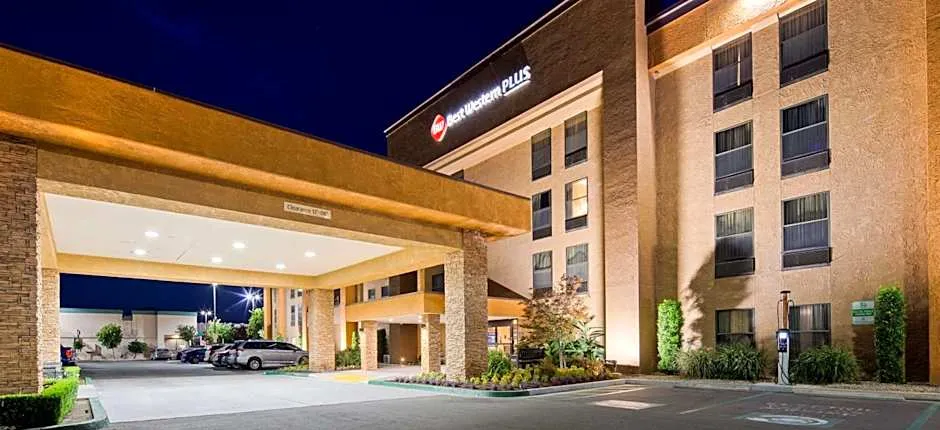 Best Western Plus Fresno Airport Hotel