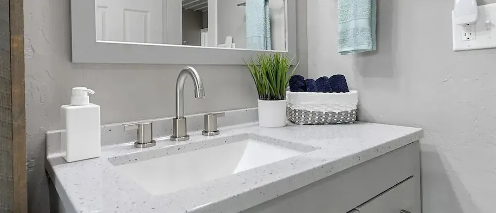 Lazy River Villa - Hottub Fenced Yard Sleeps 11