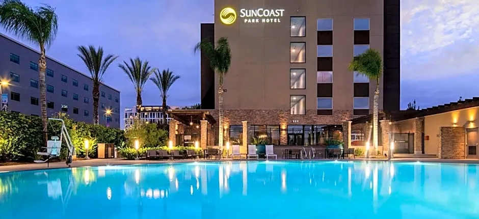 SunCoast Park Hotel Anaheim, Tapestry Collection by Hilton