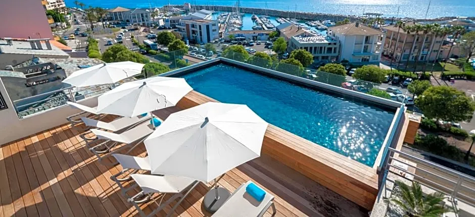 Hotel Port Toga