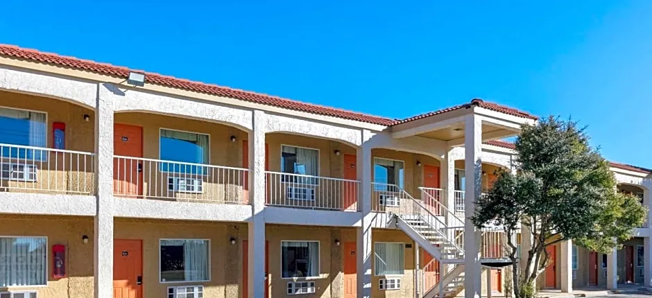 Super 8 by Wyndham Abilene North