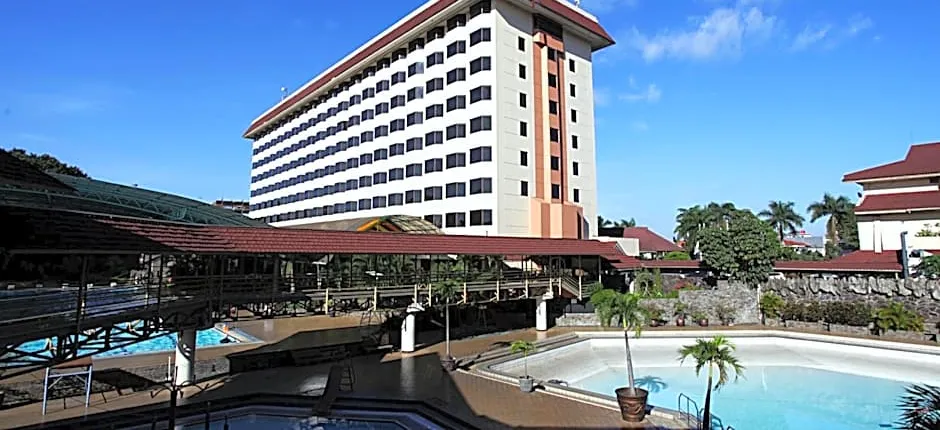 Horison Ultima Bandung