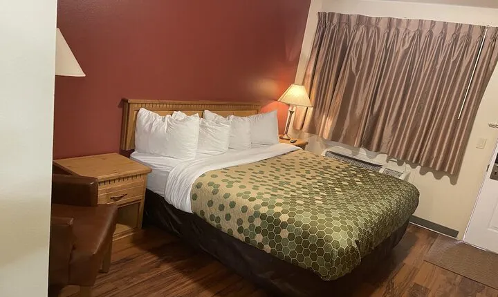 Harmony Inn & Suites