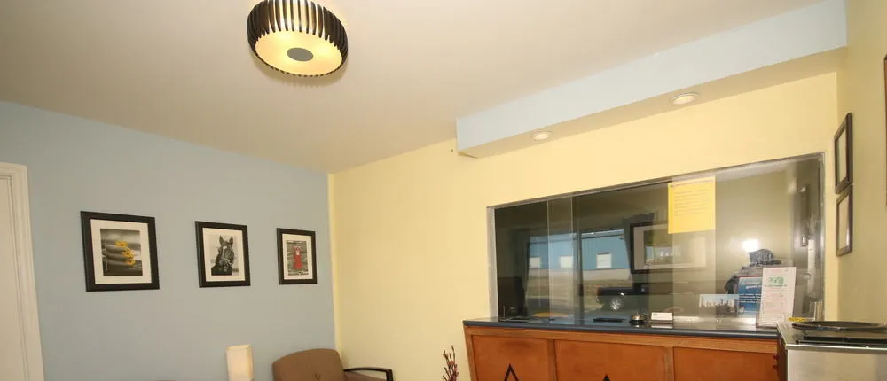 Royal Inn Charlotte Airport Hotel